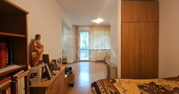 Garsonieră, etaj 2/4, Valea Ialomiței