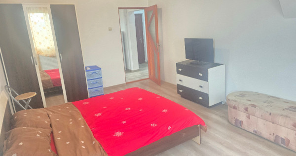 Vand apartament 2 camere, Deva, Kogalniceanu, decomandat, mobilat
