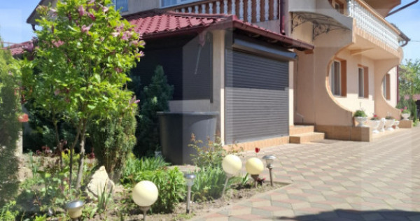 Vilă spațioasă &ndash; 300 mp utili, teren 4600 mp, DN &icirc;n B