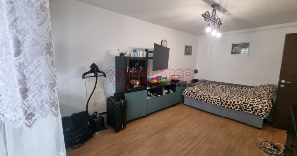 2 camere Piata Sudului -Str Emil Racovita - Parcare