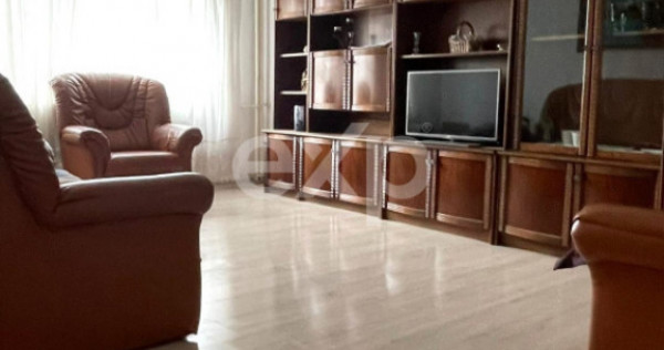 Apartament 3 camere decomandat, etaj 1, Xenopol