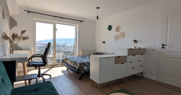 Apartament cu o camera si parcare, prima inchiriere, zona Primariei