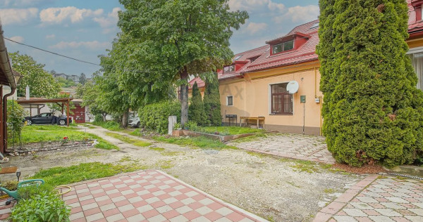 3 camere tip casă, parcare proprie, pod și magazie, Str...