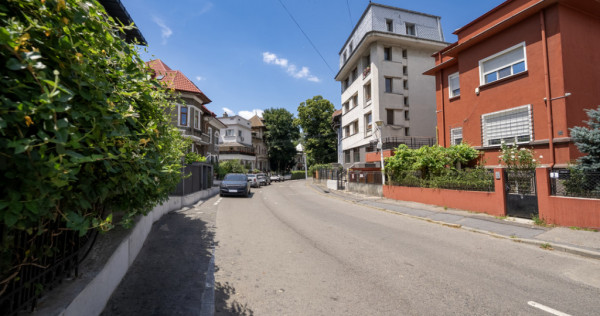 COTROCENI-GIULINI, STUDIO LA CHEIE, 33 MP, PLATA IN RATE!
