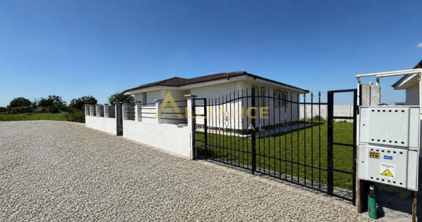 Casa individuala ||4 camere 3 bai || teren 370mp || 5 min de