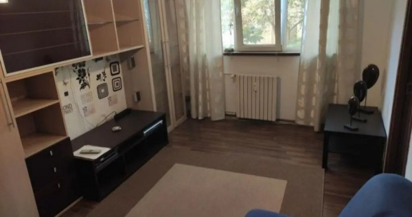 &Icirc;nchiriez apartament 2 camere strada Aleea Chimiei