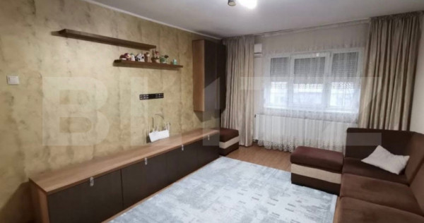 Apartament 3 camere, 70 mp, Micro 14