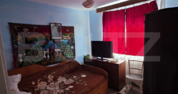 Apartament 3 camere, semidecomandat, 47 mp, zona M40