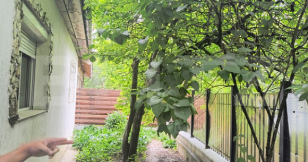 Casa de vanzare, 3 camere, 75 mp, Dej