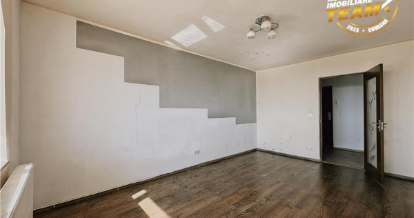 Apartament decomandat cu panorama spectaculoasa, Simeria, St