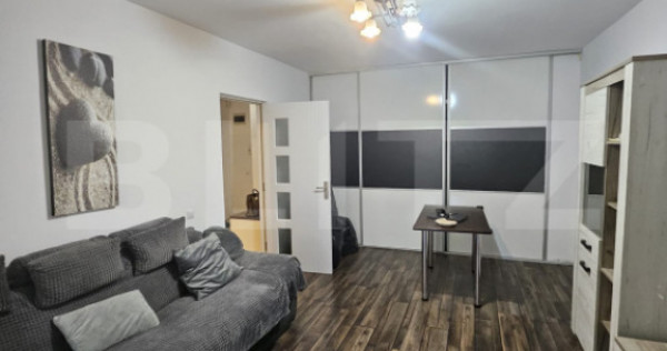 Apartament decomandat 2 camere mobilat si utilat, parcare, z