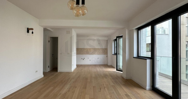 Apartament cu 3 camere singur pe etaj Polona