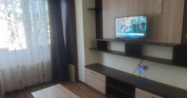 Garsoniera de vanzare in zona Far