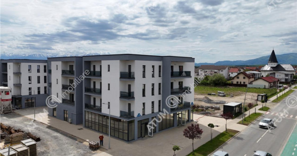 Apartament 3 camere 2 bai balcon si parcare situat in Selimb