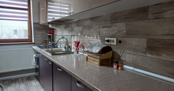 Primo - 3 Camere Decomandat 73 mp ,Bloc 2014 , Parcare Inclu