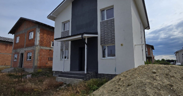 Vila Otopeni, drumul Garii Balotesti, aeroport, 3 camere, teren 330 mp