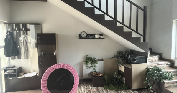 Casă 5 camere Lespezi