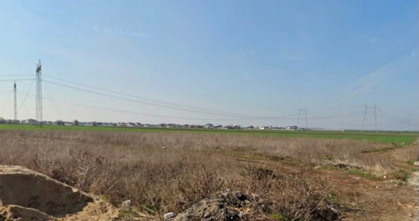 Teren de v&acirc;nzare &ndash; 5.710 mp &ndash; Strada Sf&acirc;nta Ana, 2 deschidere la drum