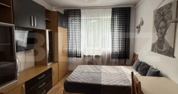Garsonieră luminoasă, 20 mp, baie renovată, etaj intermed