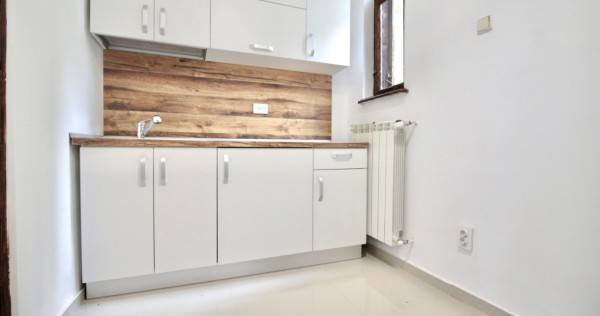 CALEA DOROBANTI, APARTAMENT NEMOBILAT IN BLOC TIP VILA, 0% C