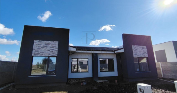 Duplex pe parter - 4 camere - zona buna - suprafete generoas