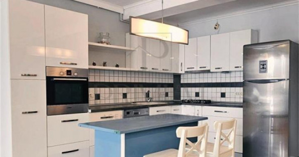 Duplex cu teren 522 mp - asfalt - panouri si garaj - mobila