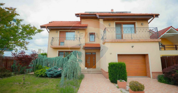 Casă / Vilă cu 5 camere de v&acirc;nzare, &icirc;n S&acirc;nmartin
