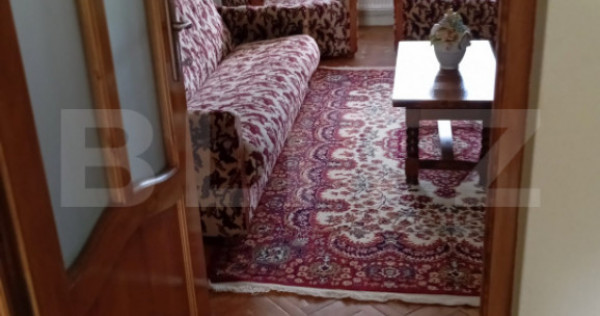 Apartament decomandat cu 3 camere, 69 mp,balcon, etaj 6 cu l