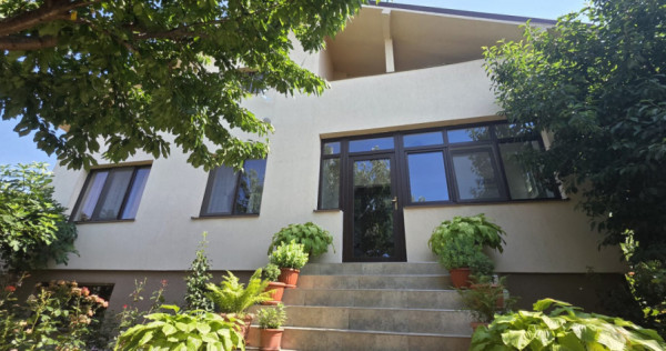 Casa de vanzare, 368 mp, zona Malu Mare - Selgros