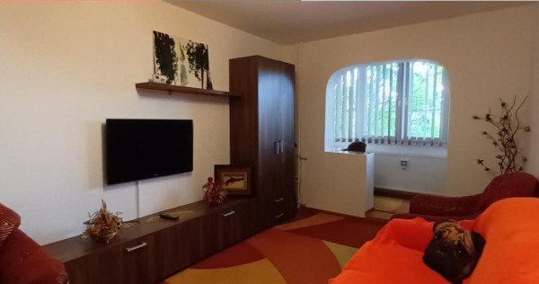 Apartament 2 camere mobilat, etaj 1 - Lipovei