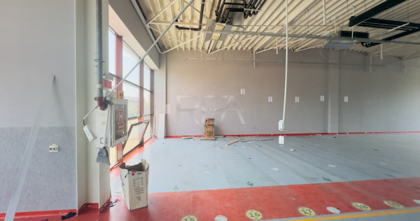 Spațiu Comercial Stradal P+1 | 530 mp | Cr&acirc;ngași &ndash; Virt