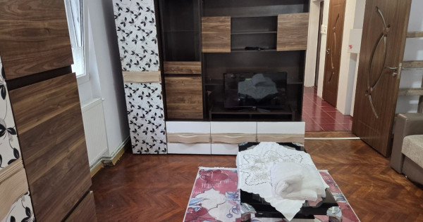 Inchiriere apartament 2 camere central Tarnaveni