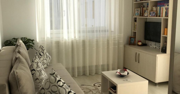 Garsoniera | zona Coresi | AC