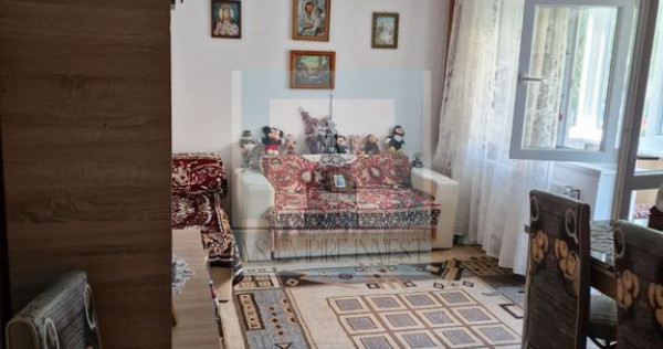 De v&acirc;nzare apartament cu 2 camere, zona Craiter - Brașov