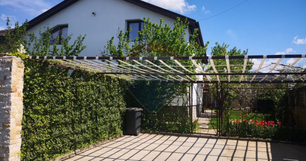 Casă Parter+Etaj, cu 7 camere | Bragadiru | toate utilit...