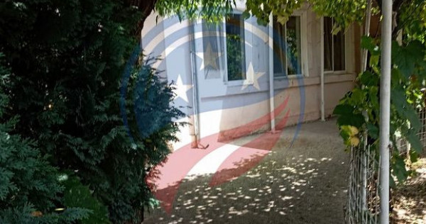 CASA RENOVABILA + 600 MP TEREN - BARIERA VALCII