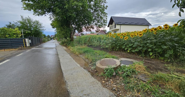 Teren intravilan 2600 mp de v&acirc;nzare, Ipotești- Lisaura,...