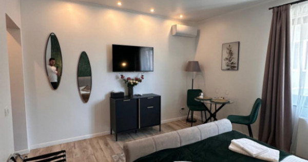 Garsonieră de v&acirc;nzare Piața Ovidiu - Cazino | Ideală pen