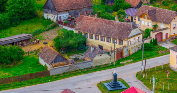 Casă traditionala saseasca Jibert/ DE RENOVAT TOTAL!