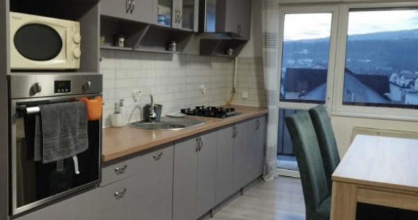 Apartament cu 3 camere, Cetate-Kaufland