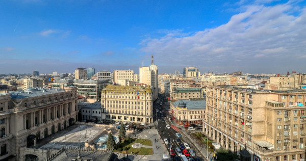 Terasă panoramică și probabil cea mai frumoasă priveliste din centru
