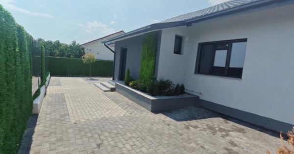 Casă de v&acirc;nzare &icirc;n Cumpăna, la cheie, utilități comple