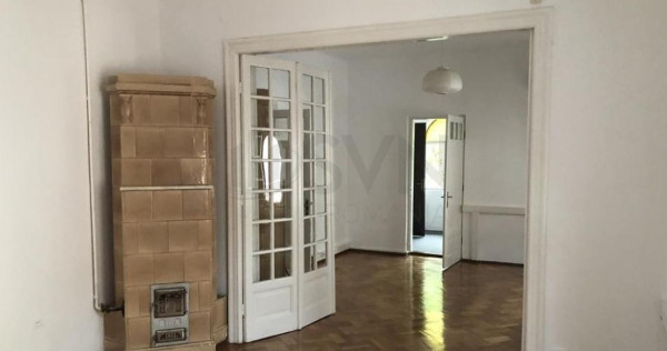 Apartament in vila Casin