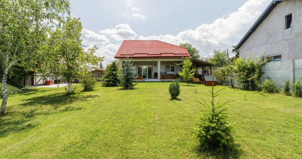 Casă de v&acirc;nzare T&acirc;ncăbești cu grădină, aproape de lac