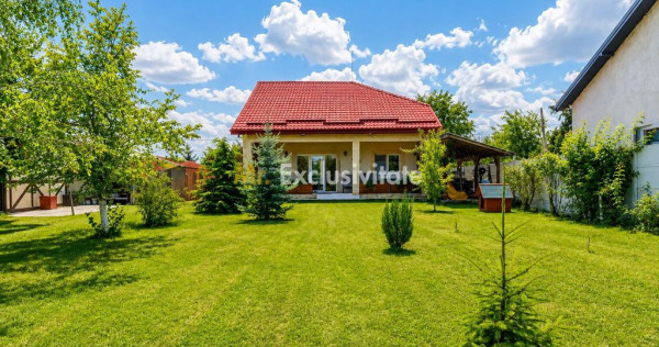 Casă de v&acirc;nzare T&acirc;ncăbești cu grădină, aproape de lac