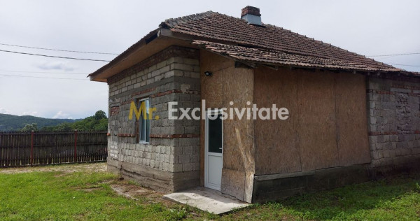 Casa de terminat in Bascov-Valea Ursului, Strada Salcamilor