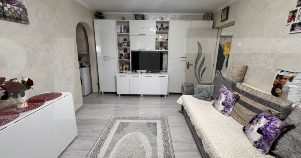 Apartament 2 camere semidecomandat, renovat complet, Şcoala