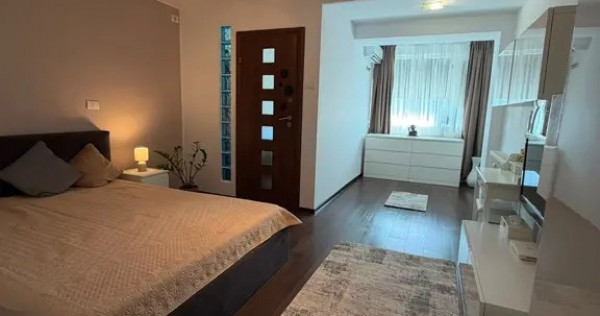 Proprietar vand garsorniera zona Dristor. Exclus agentii