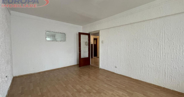 Apartament cu 4 camere de zona centrala Tulcea