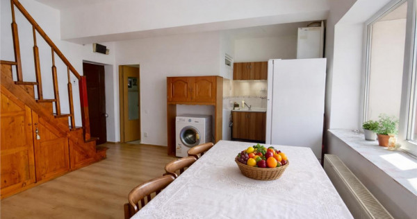 Rezidenta pe doua niveluri, 2 dormitoare si living, eficent